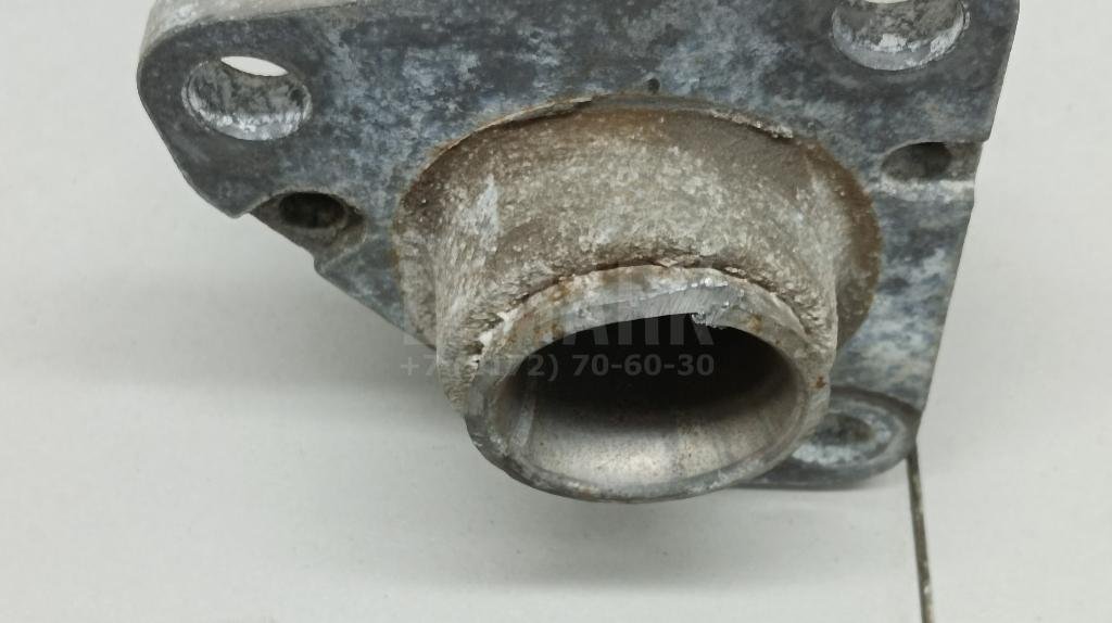 Кронштейн усилителя переднего бампера правый