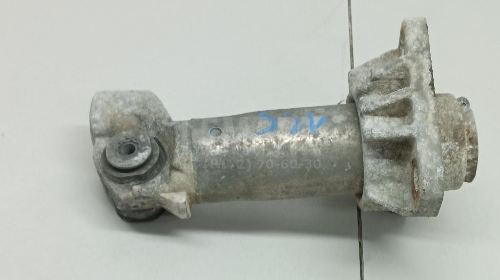 Кронштейн усилителя переднего бампера правый