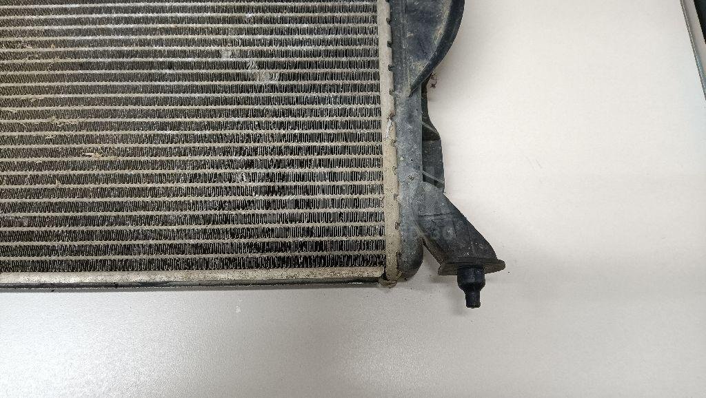 Радиатор основной