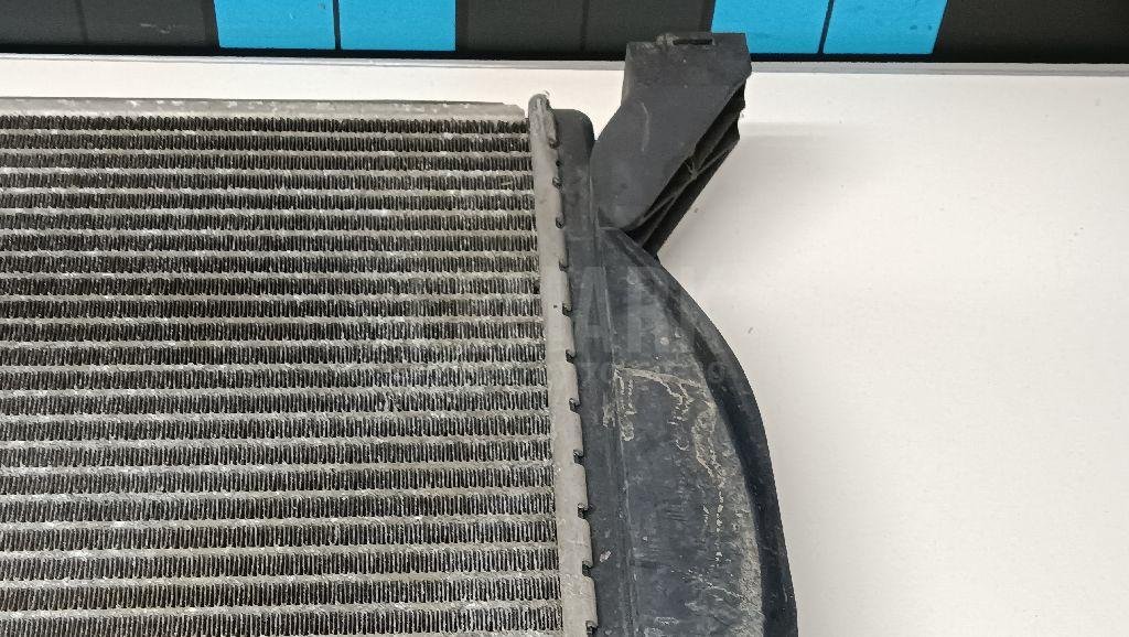 Радиатор основной