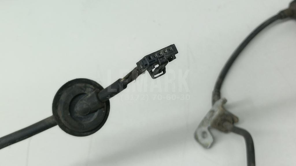 Датчик ABS передний