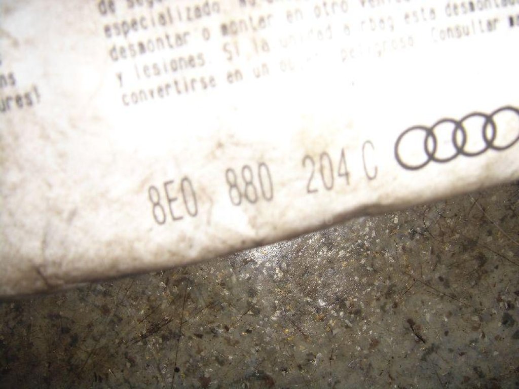 Подушка безопасности пассажирская (в торпедо)