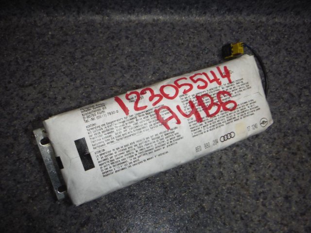 Подушка безопасности пассажирская (в торпедо)