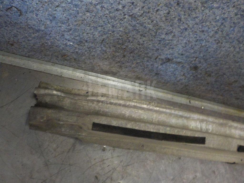 Усилитель заднего бампера