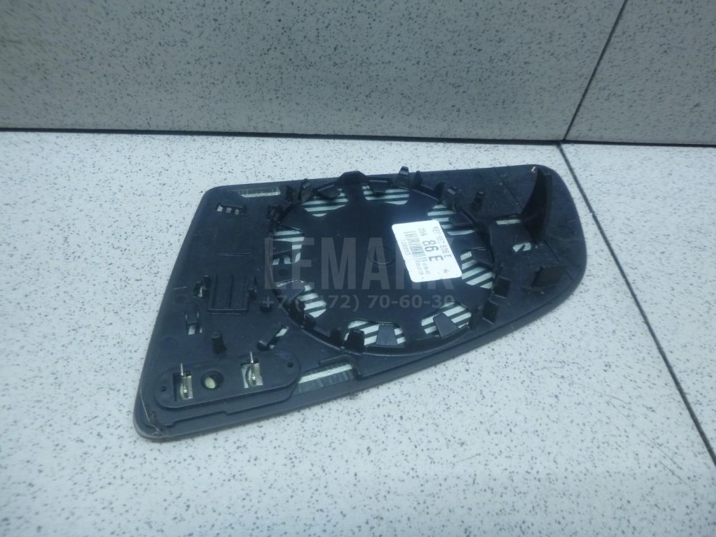 Стекло зеркала электрического правого