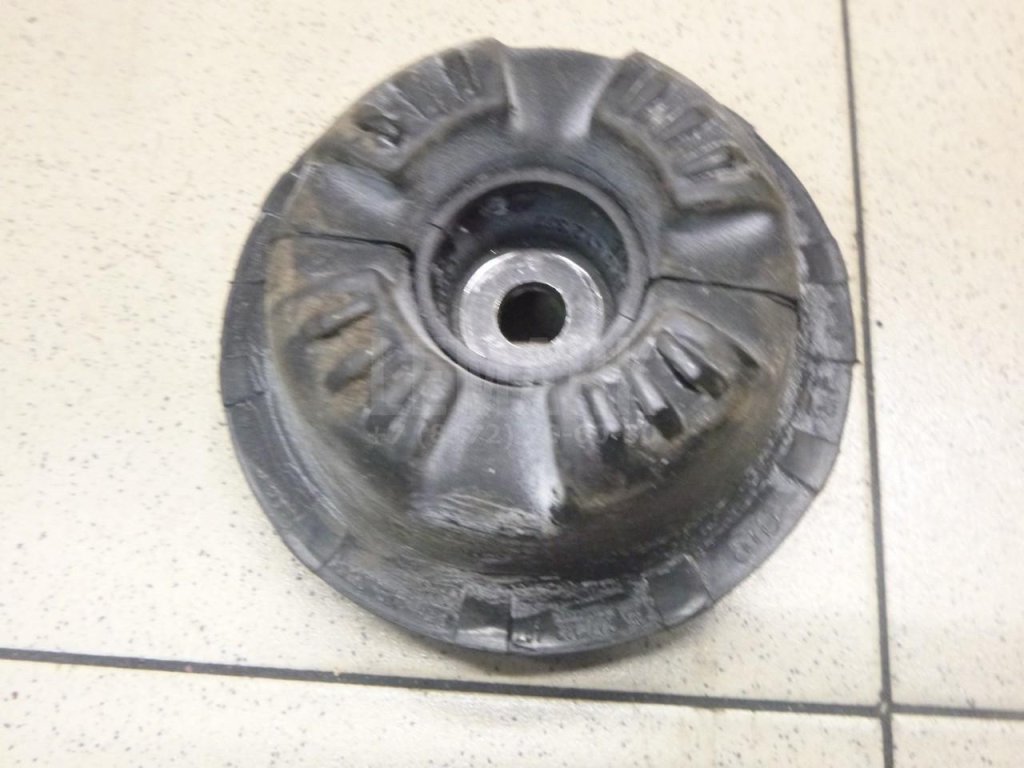 Опора переднего амортизатора верхняя