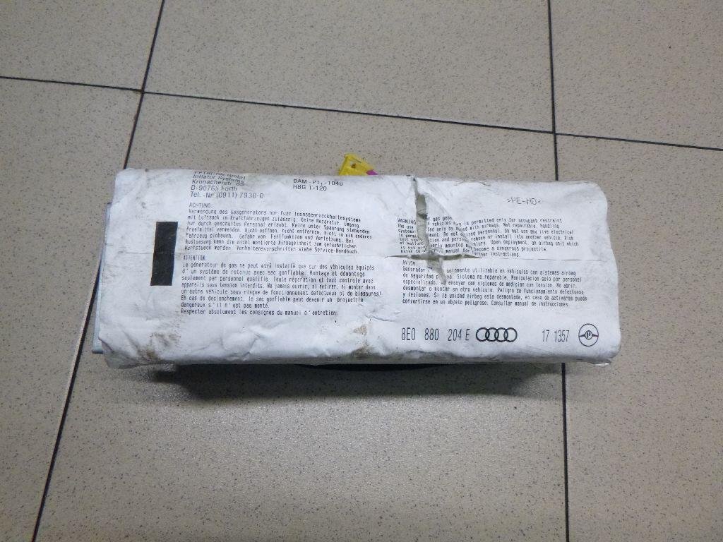 Подушка безопасности пассажирская (в торпедо)