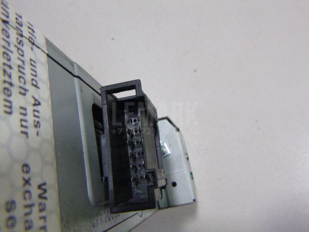 Чейнджер компакт дисков для  Audi A3 [8V] 2013-2020