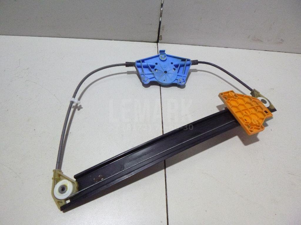 Стеклоподъемник электр. задний правый