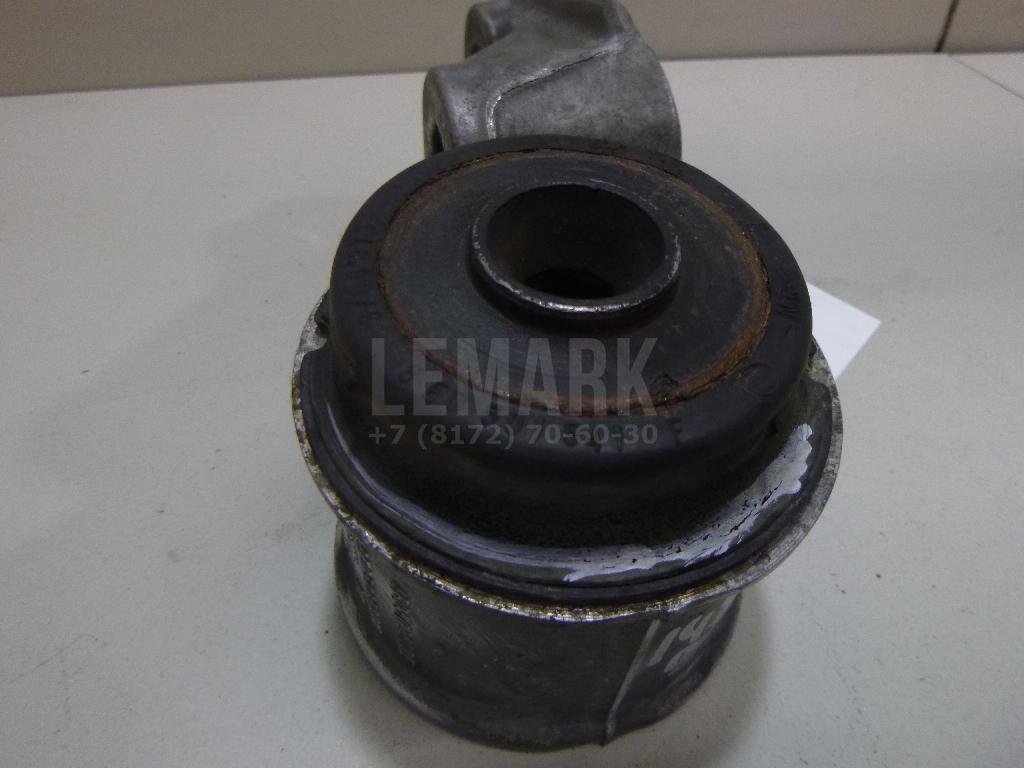 Сайлентблок задней балки правый