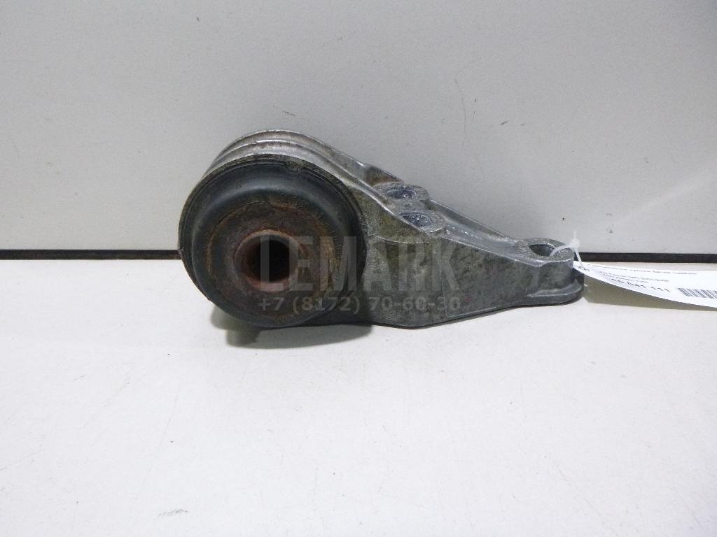 Сайлентблок задней балки правый