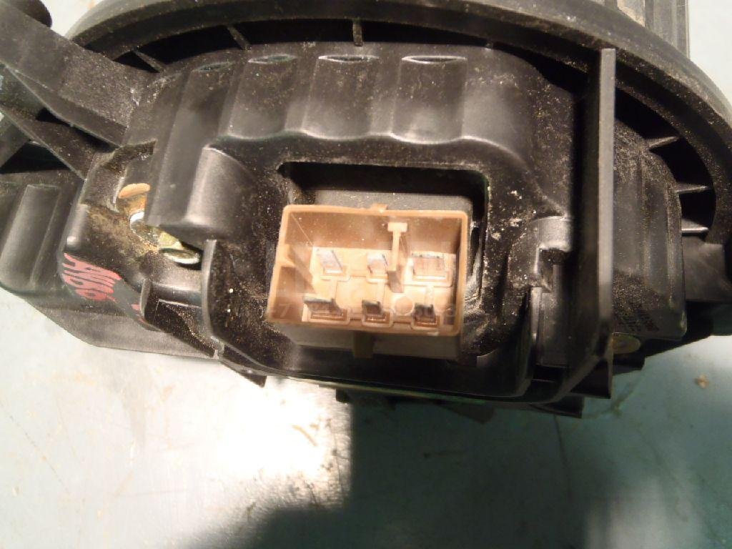 Моторчик отопителя