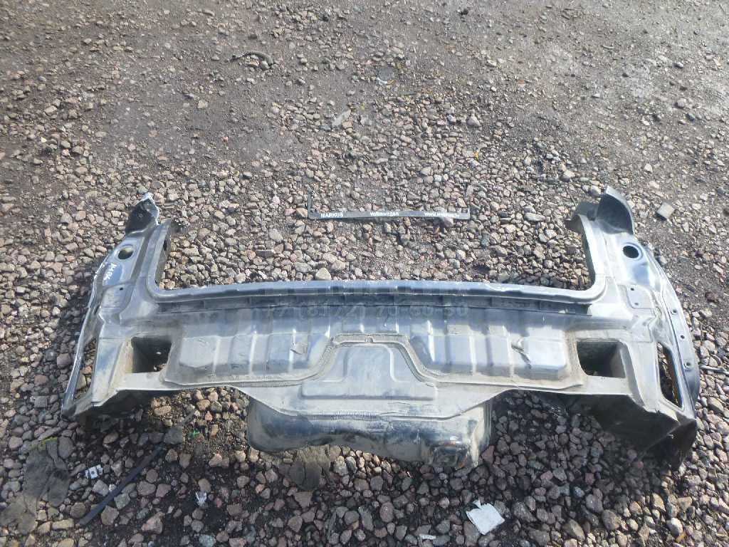 Панель задняя