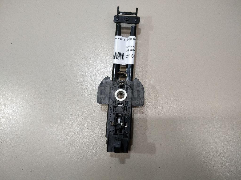 Механизм регулировки ремня безопасности