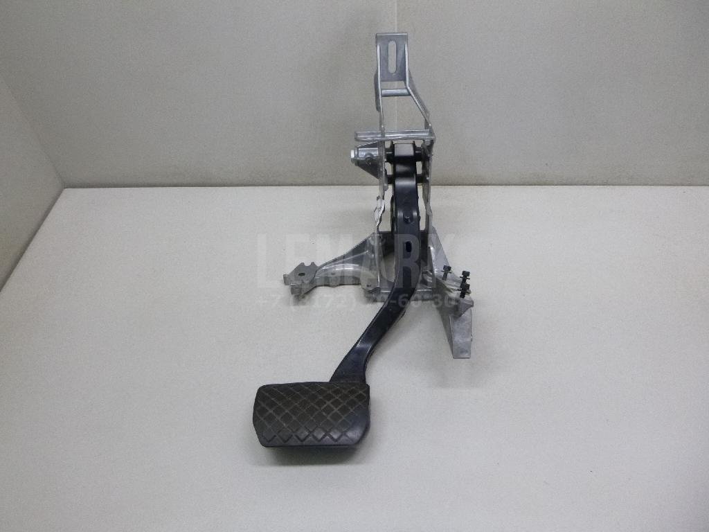 Педаль тормоза