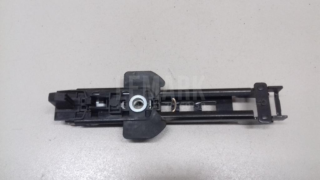 Механизм регулировки ремня безопасности