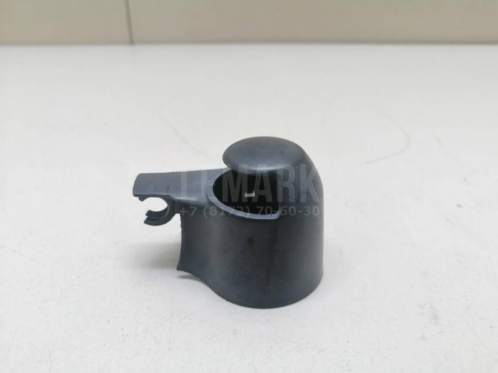 Крышка поводка стеклоочистителя