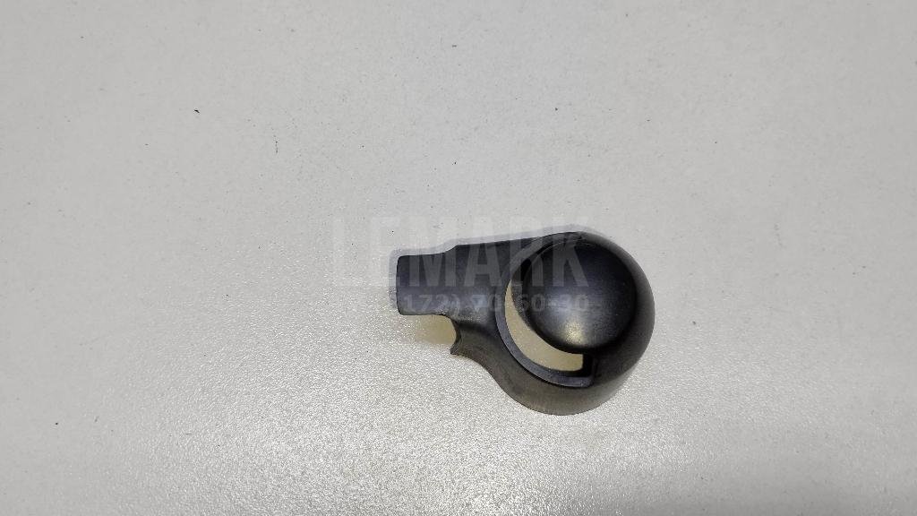 Крышка поводка стеклоочистителя