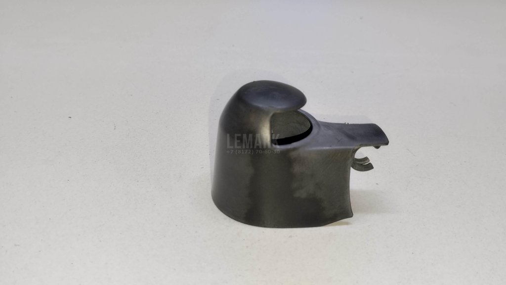 Крышка поводка стеклоочистителя