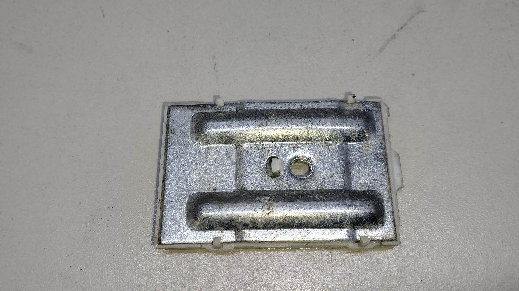 Пластина крепежная