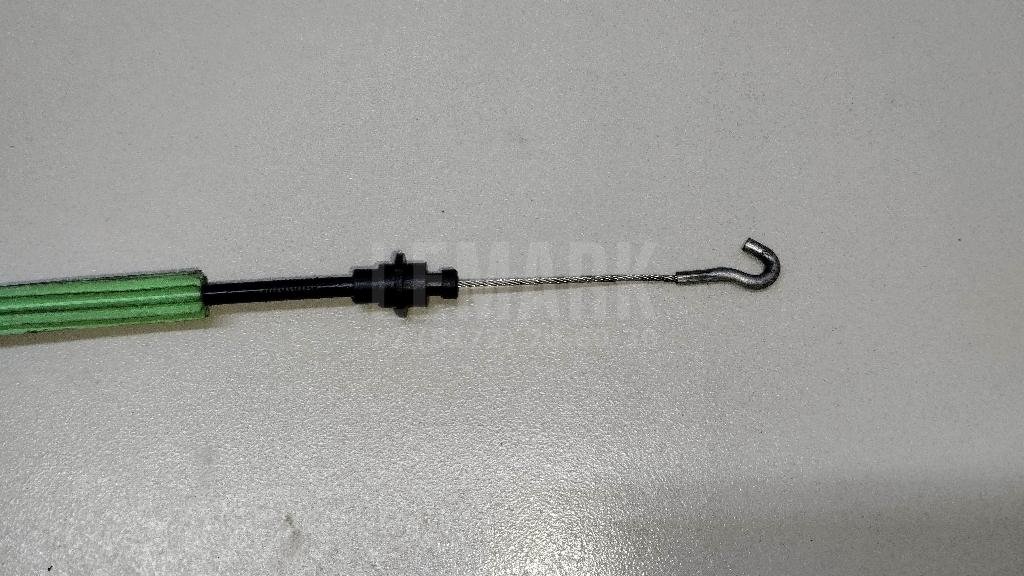 Трос открывания передней двери