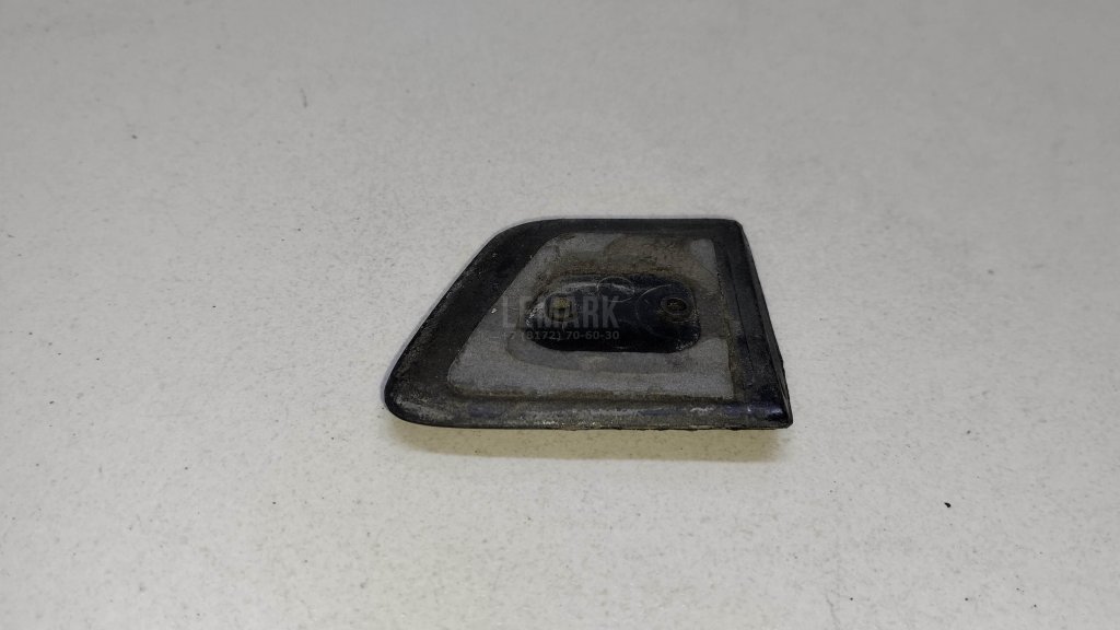 Молдинг переднего левого крыла