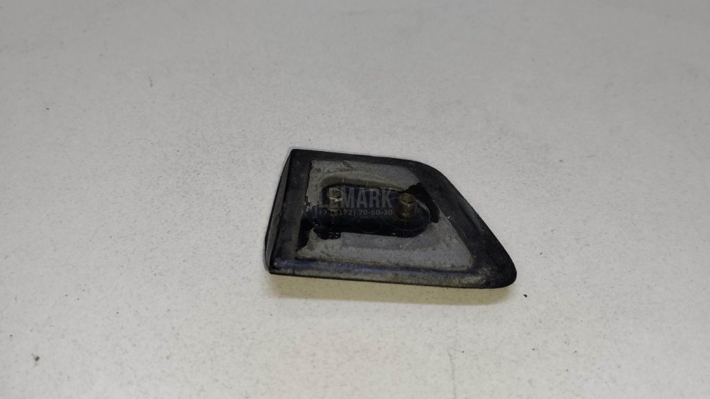 Молдинг переднего правого крыла