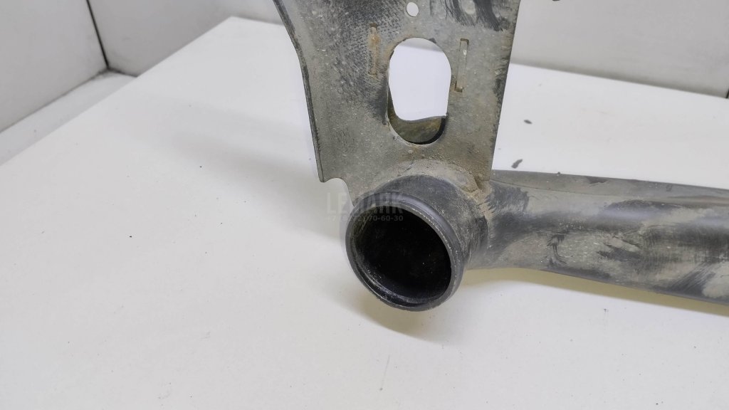 Балка передняя поперечная