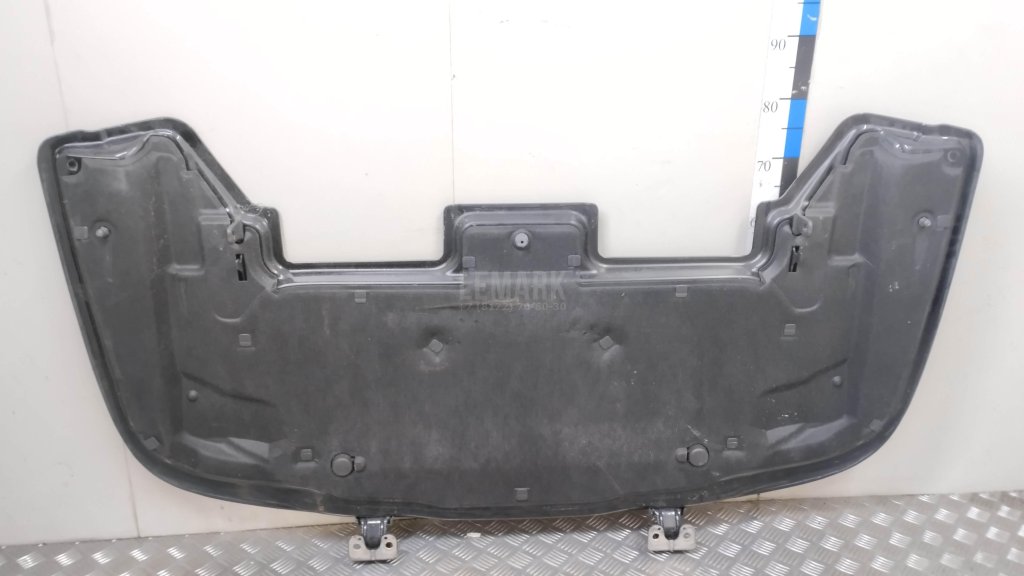 Крышка багажного отделения наружная