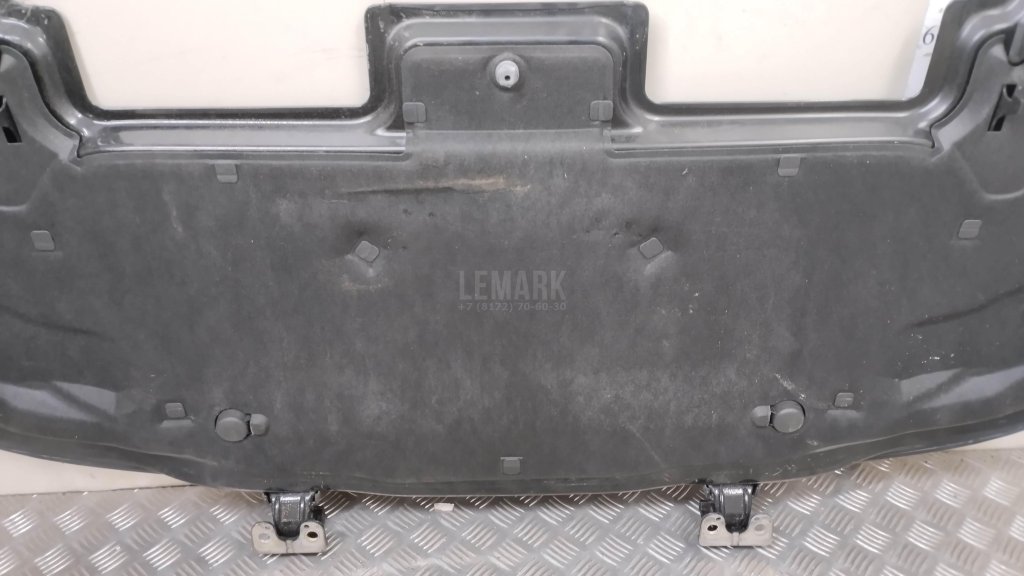 Крышка багажного отделения наружная