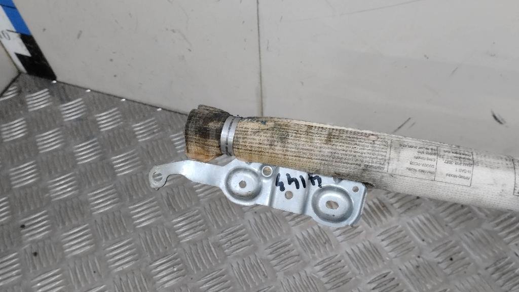 Подушка безопасности боковая (шторка)