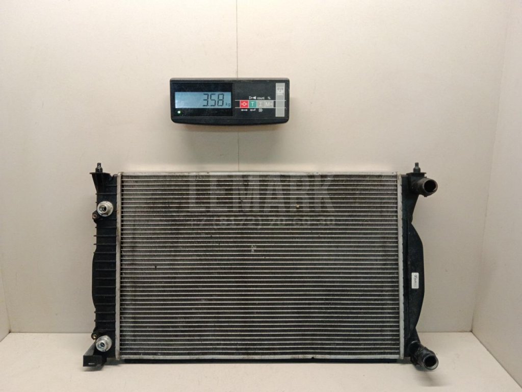 Радиатор основной для  Audi A4 [B7] 2005-2007