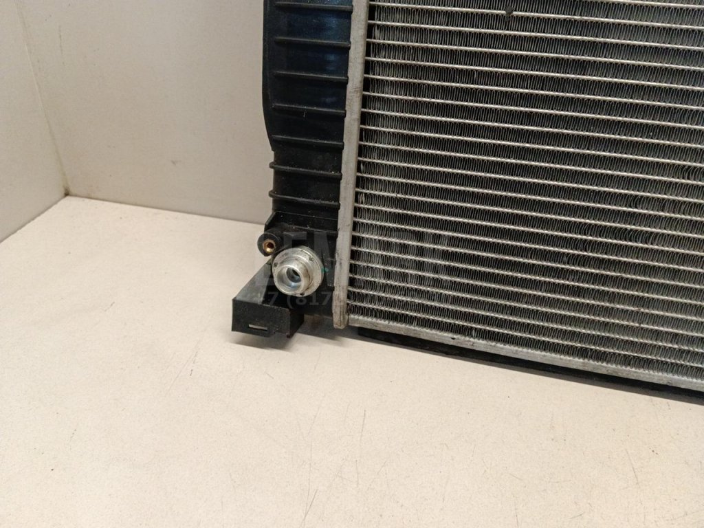 Радиатор основной для  Audi A4 [B7] 2005-2007