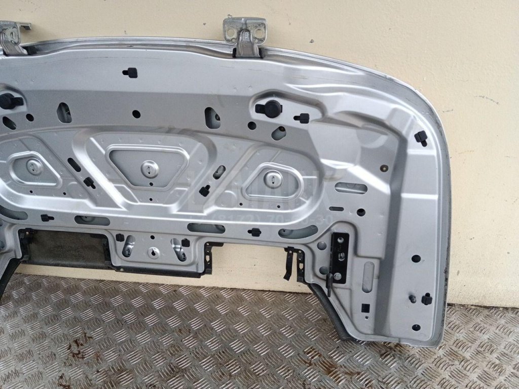 Крышка багажного отделения наружная