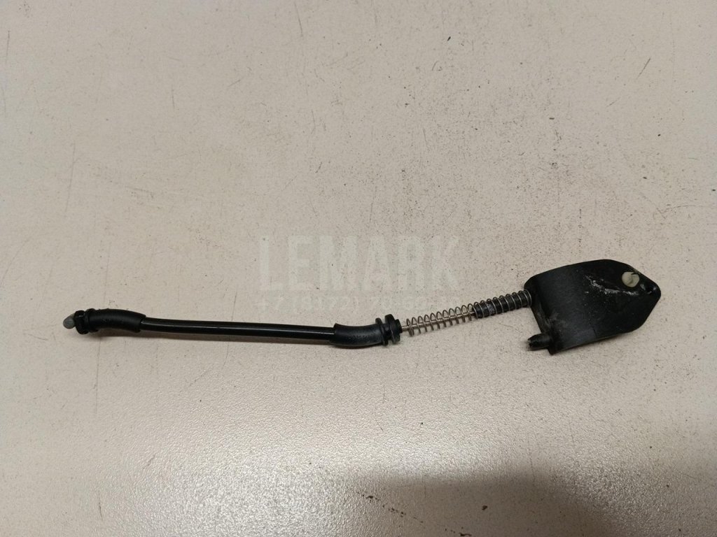 Трос открывания багажника