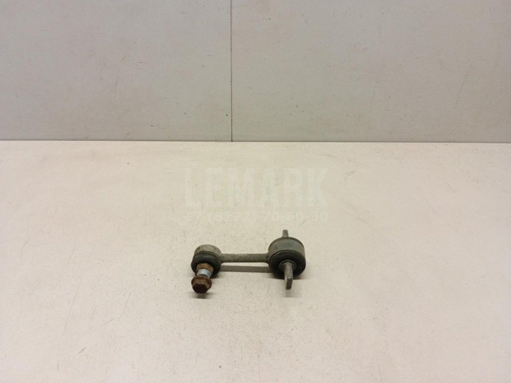 Стойка заднего стабилизатора