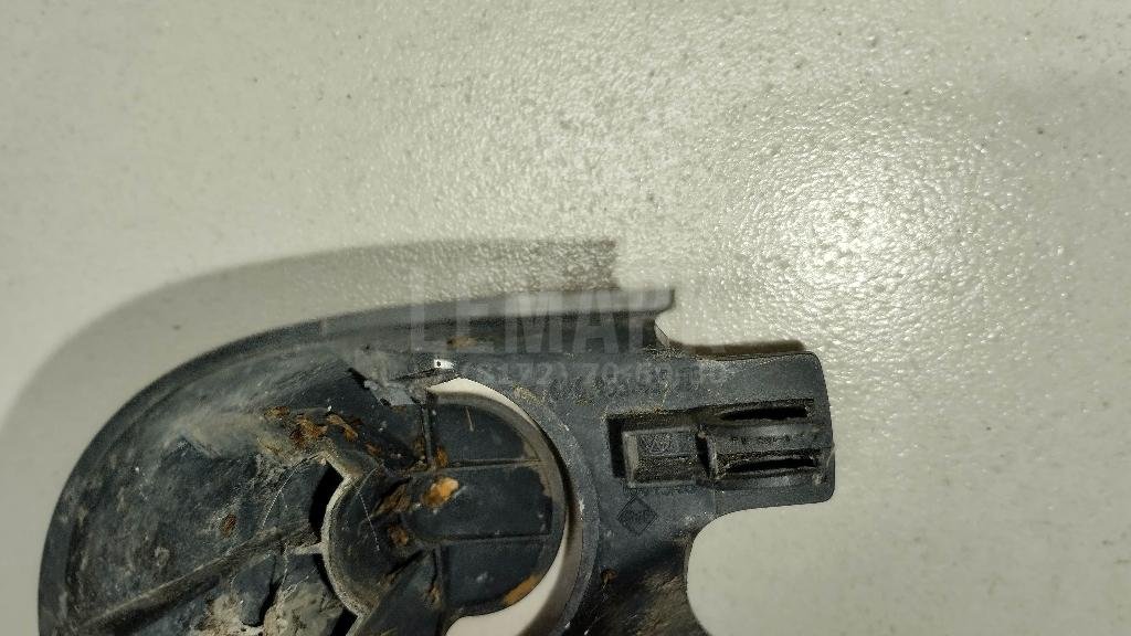 Крышка поводка стеклоочистителя