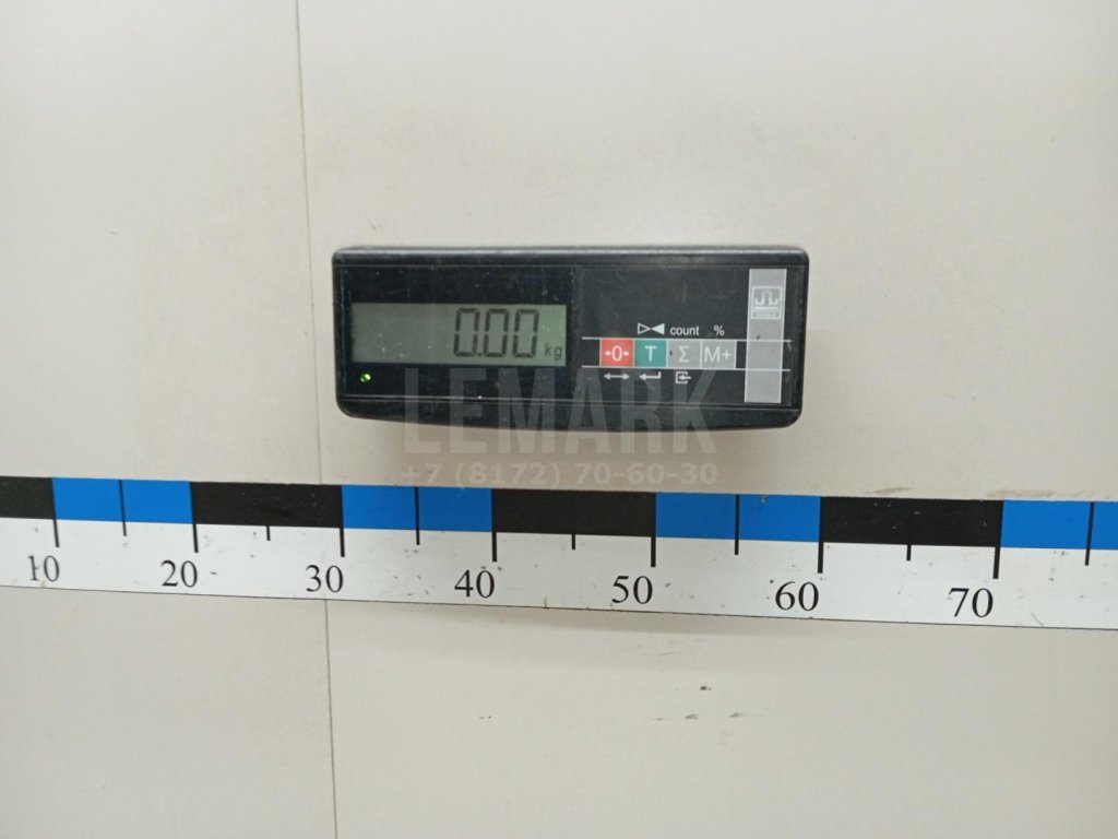 Крышка поводка стеклоочистителя