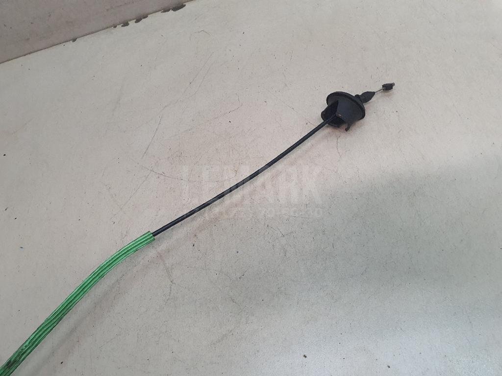 Трос открывания передней двери