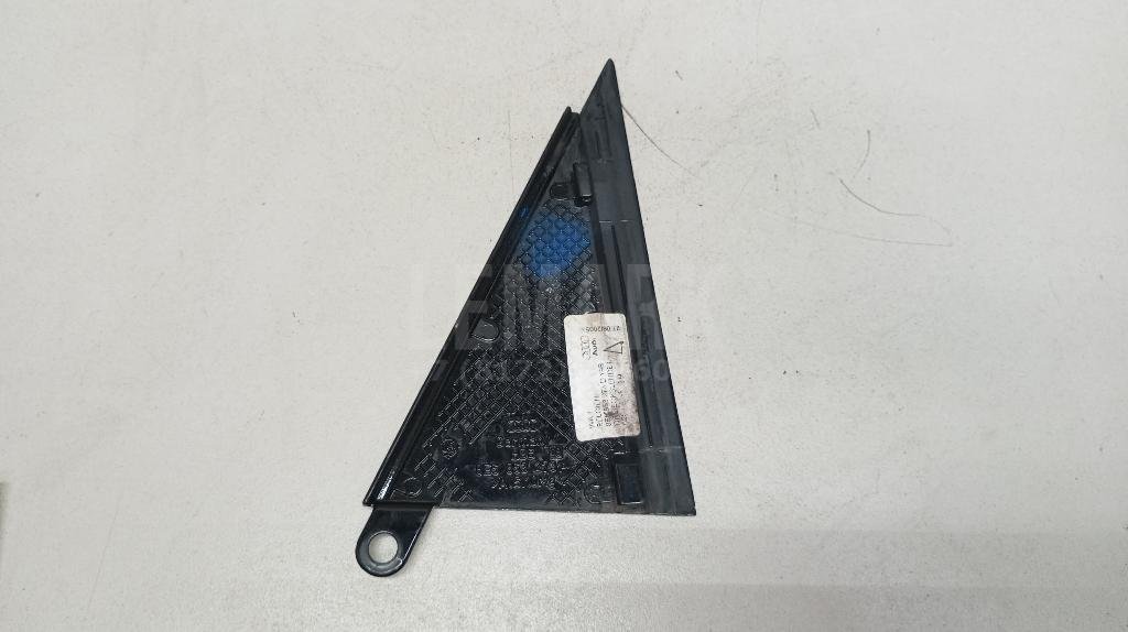 Накладка двери задней левой