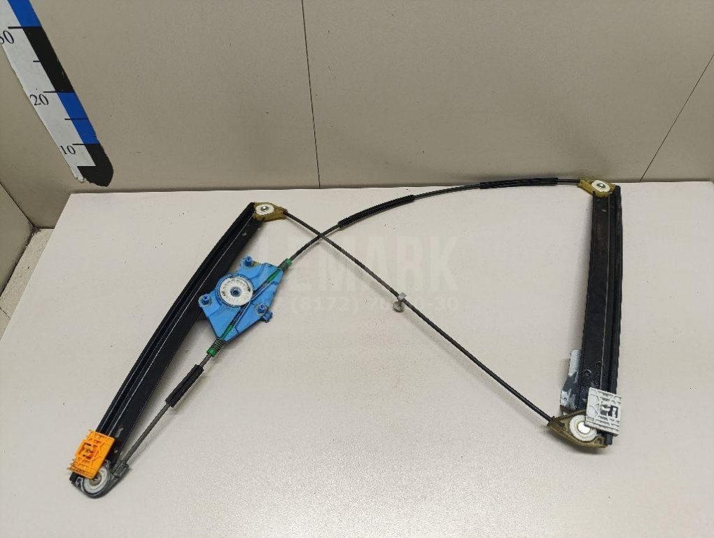 Стеклоподъемник электр. передний левый