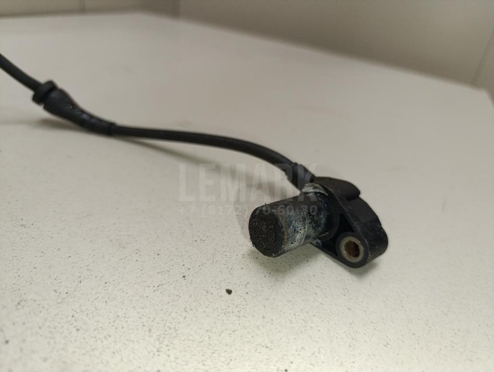 Датчик ABS передний