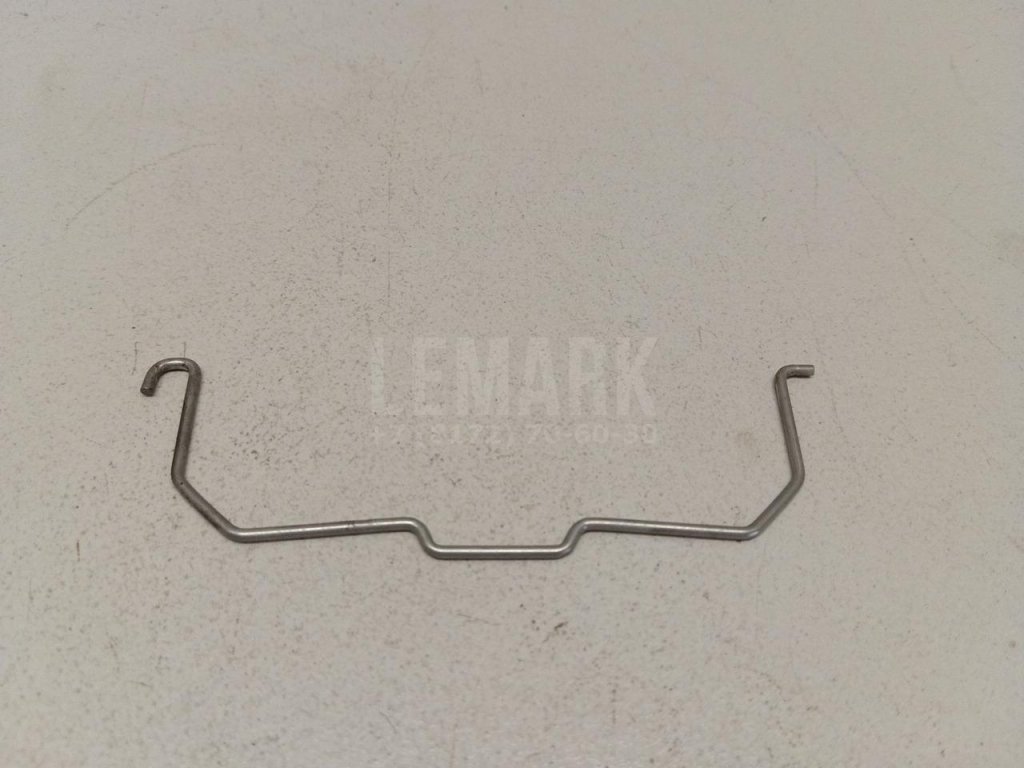 Крепеж фары