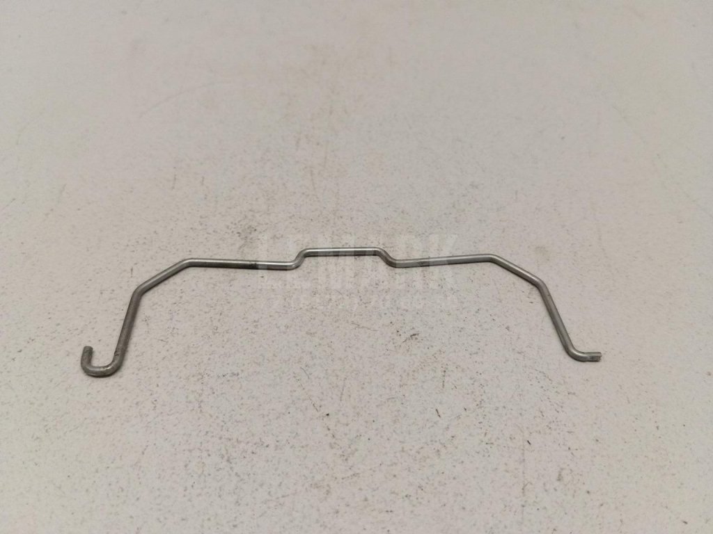 Крепеж фары