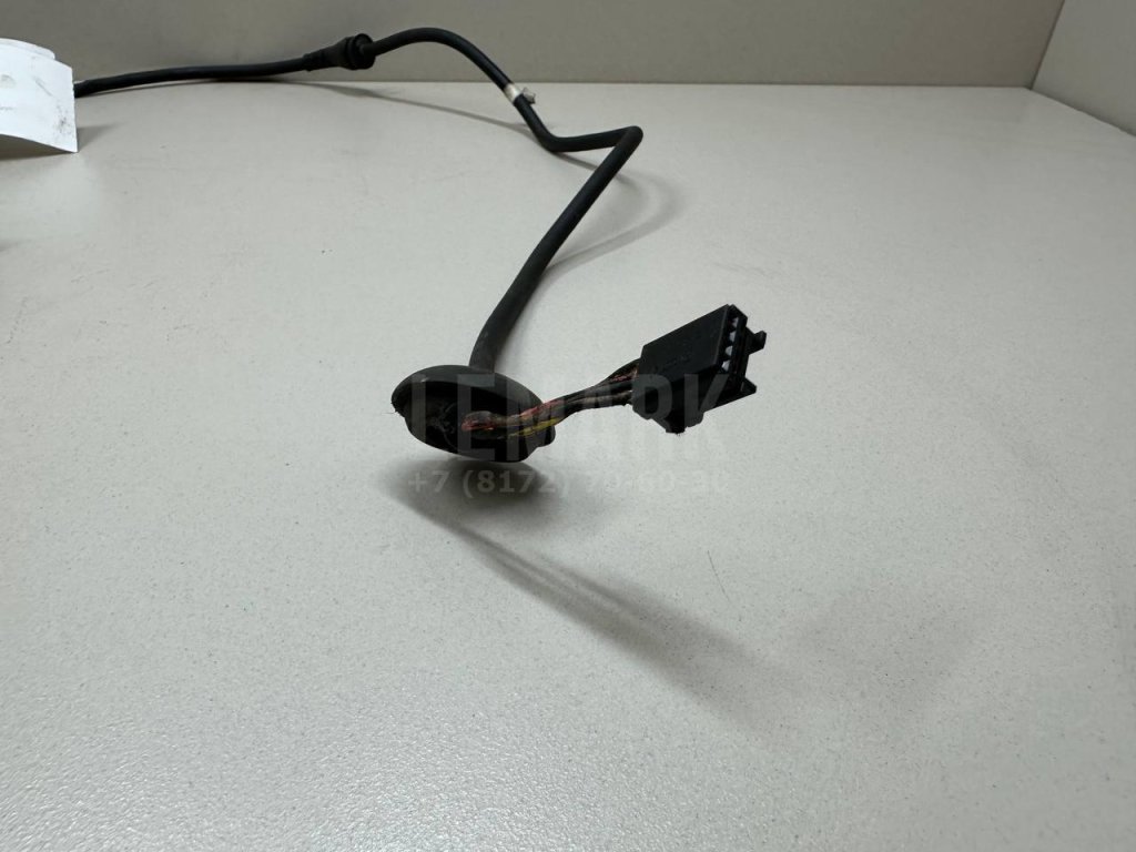 Датчик ABS передний