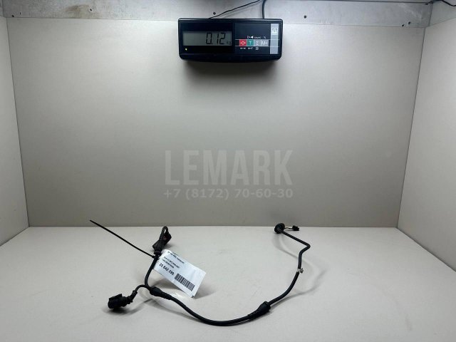 Датчик ABS передний