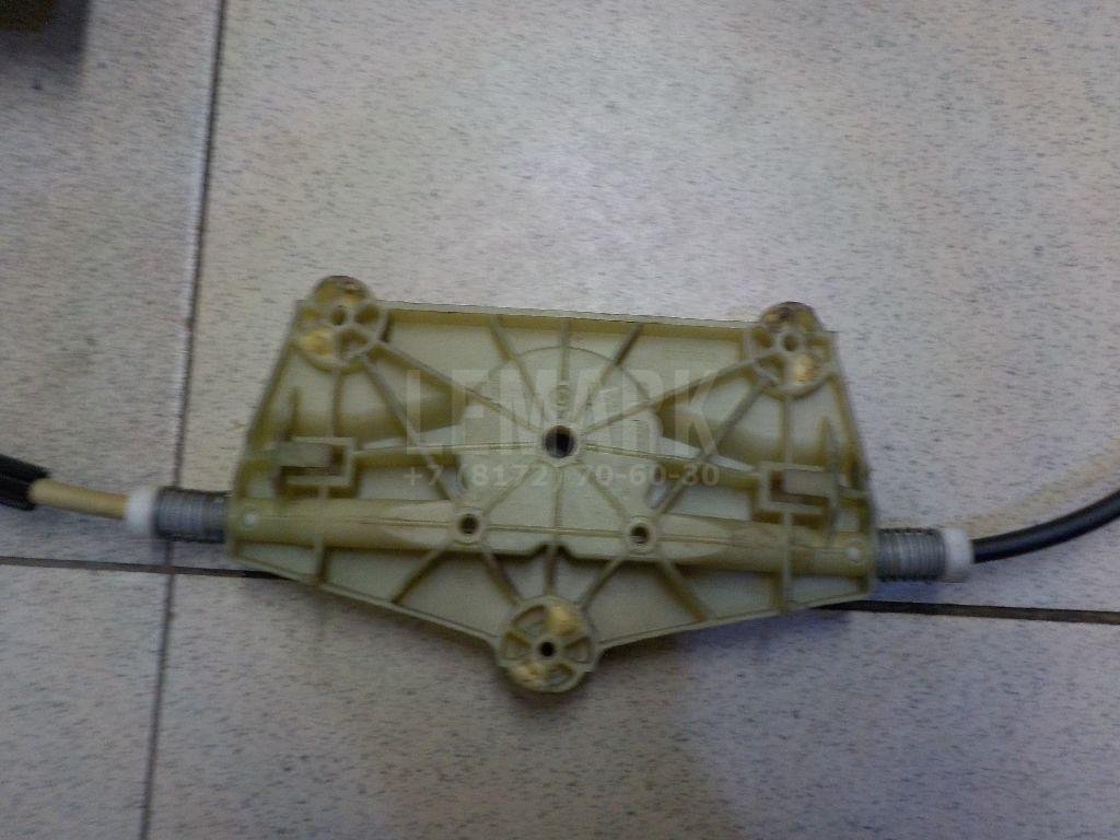 Стеклоподъемник электр. задний правый