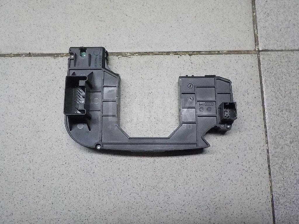 Блок электронный для  Audi A3 [8PA] Sportback 2004-2013