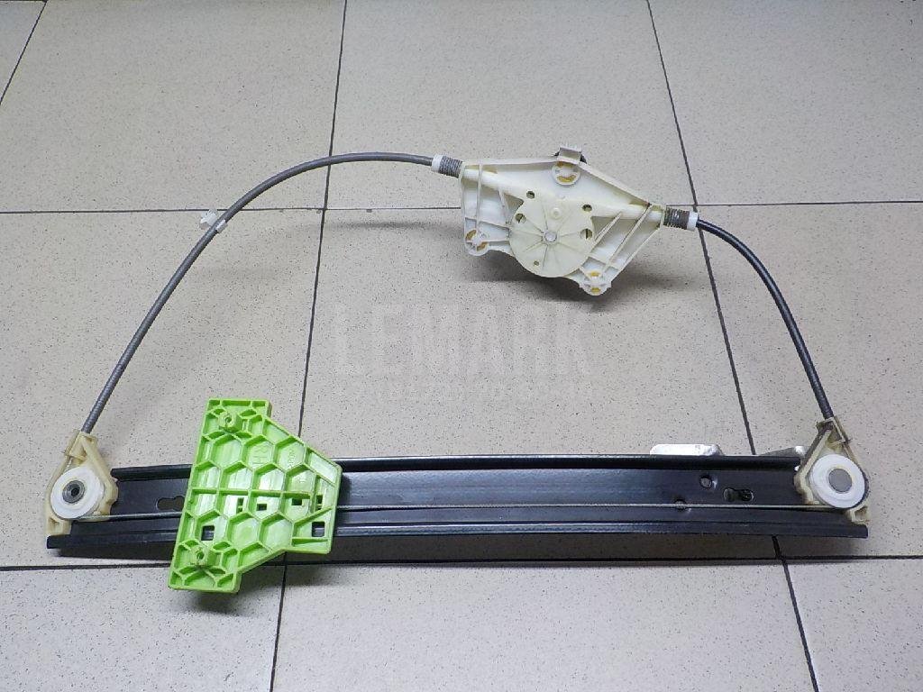 Стеклоподъемник электр. задний правый