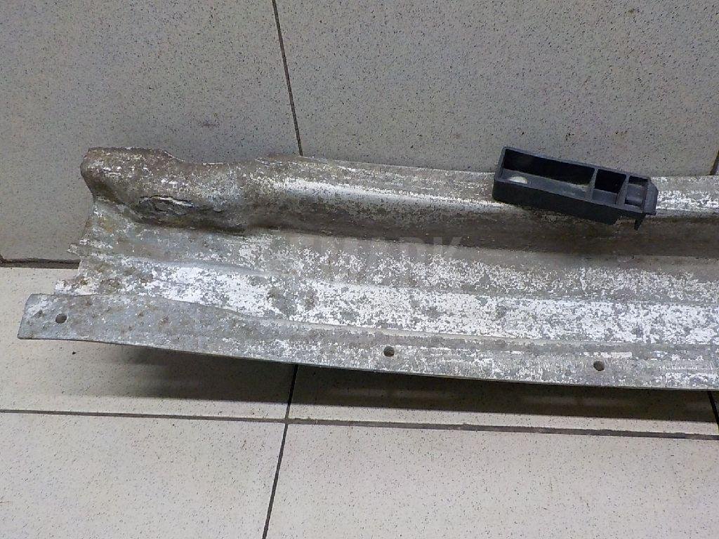 Усилитель заднего бампера